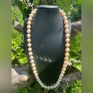 Vintage Classic Tan Faux Pearl Choker Necklace Black Faux Onyx Rhinestone Clasp